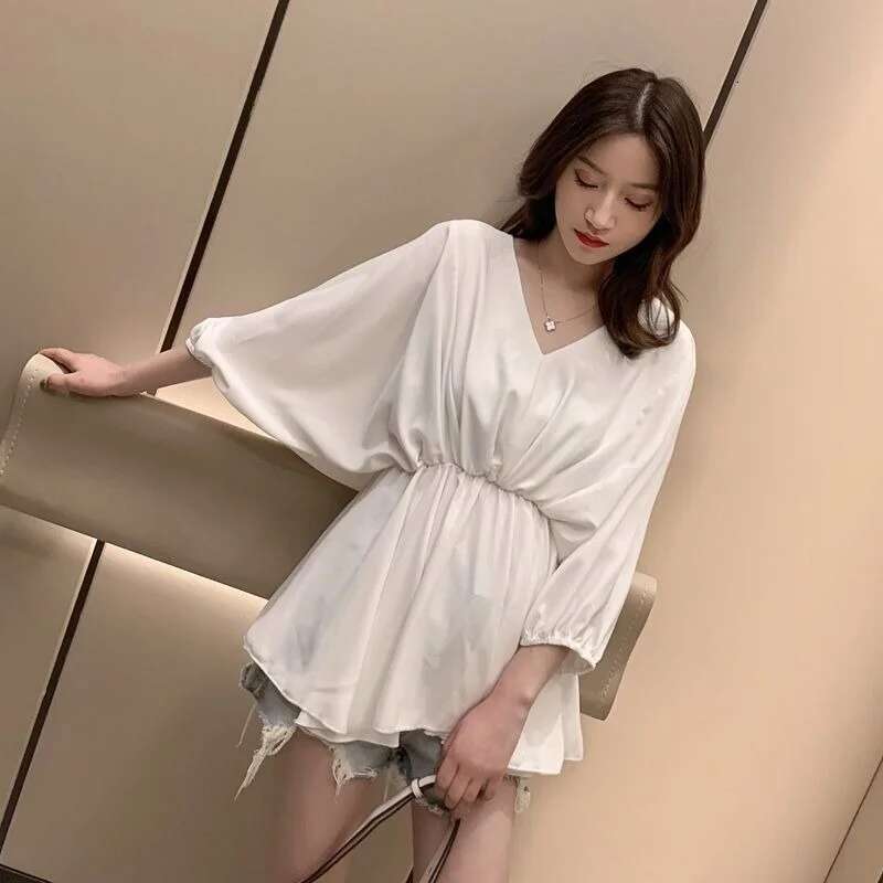 Tops for Women Loose Womens Shirt Blouse Ruffle Clothes White with Sleeves Frill V Neck Pretty Elegant Chic Modern Long Youth