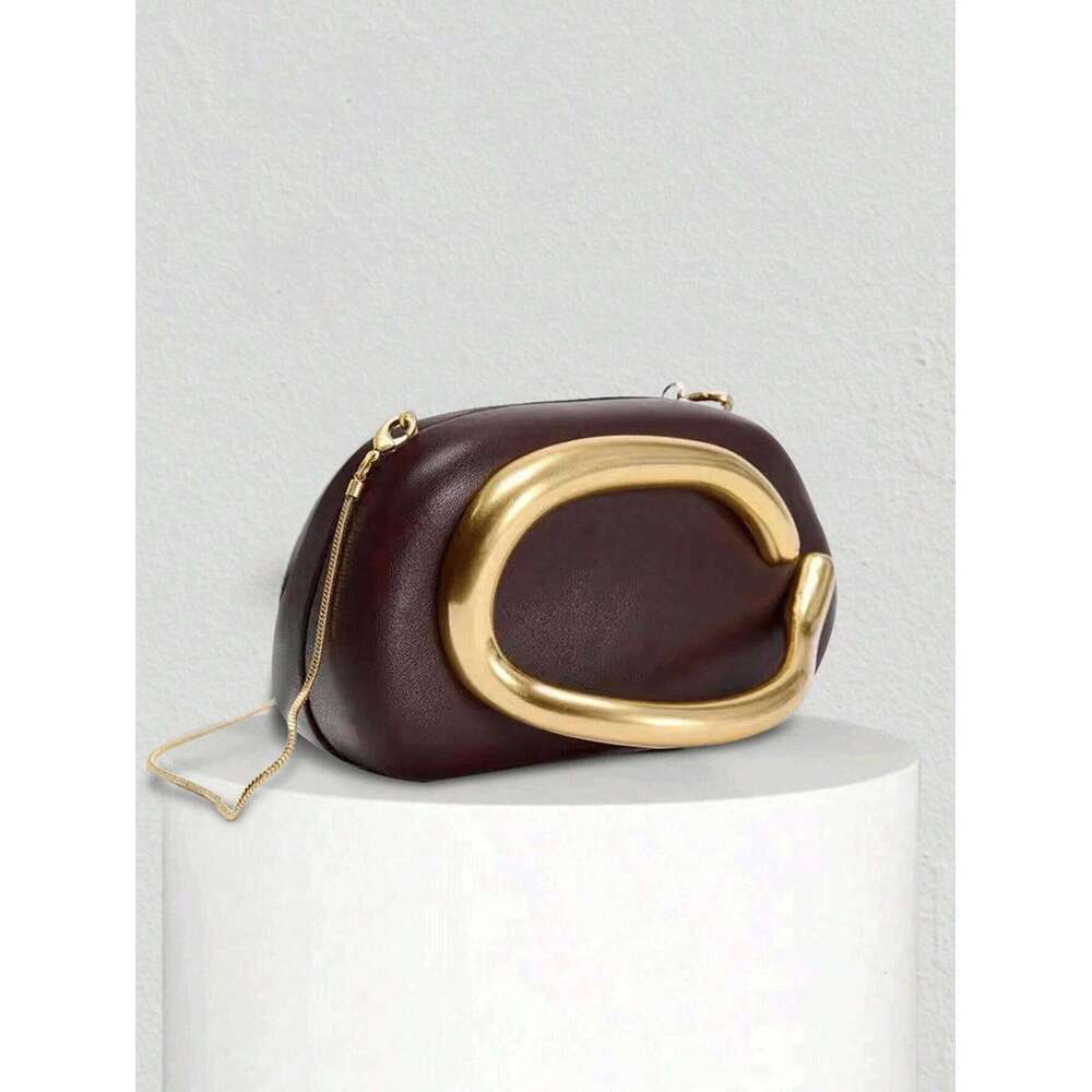 Stylish Simple Buckle Decorative Clutch European And American Retro Dinner Metal Chain, Box Bag,