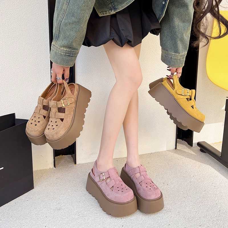 Womens Fashion Sandals New Outer Hollow Breathable Baotou Roman Shoes Anti-slip 2025 High-heeled Thick-soled Women Shoes Z250617