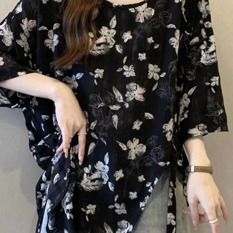 Short Sleeve Woman Tops Baggy T Shirt for Women Cheap Clothes 90s Vintage Pulovers One Pieces Sale Aesthetic Clothing Yk2 Korean