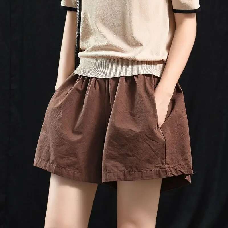 Casual Female Short Pants Korean Style Womens Shorts Aesthetic Luxury Low Price Trend 2025 Harajuku Fashion To Wear Classic Hot