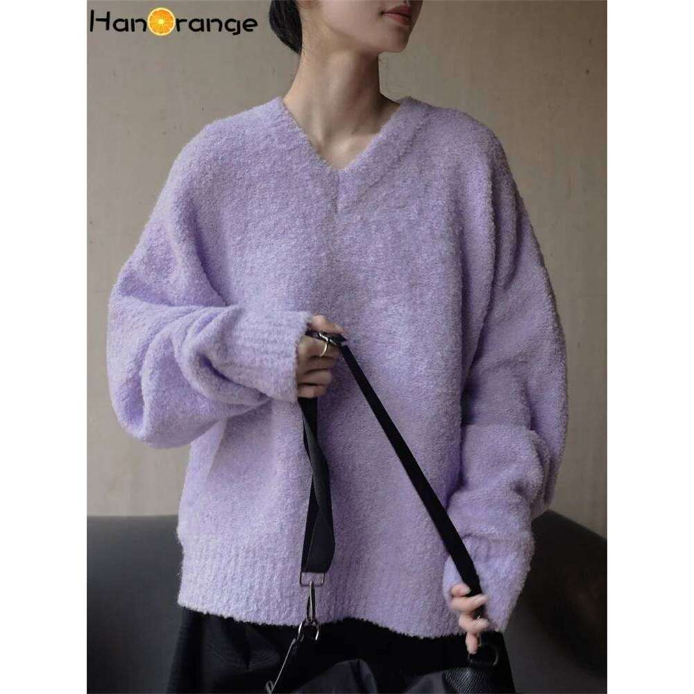 HanOrange 2024 Winter Lazy Sweater Women V-neck Loop Yarn Loose Silhouette Soft Warm Top Female Purple/Coffee