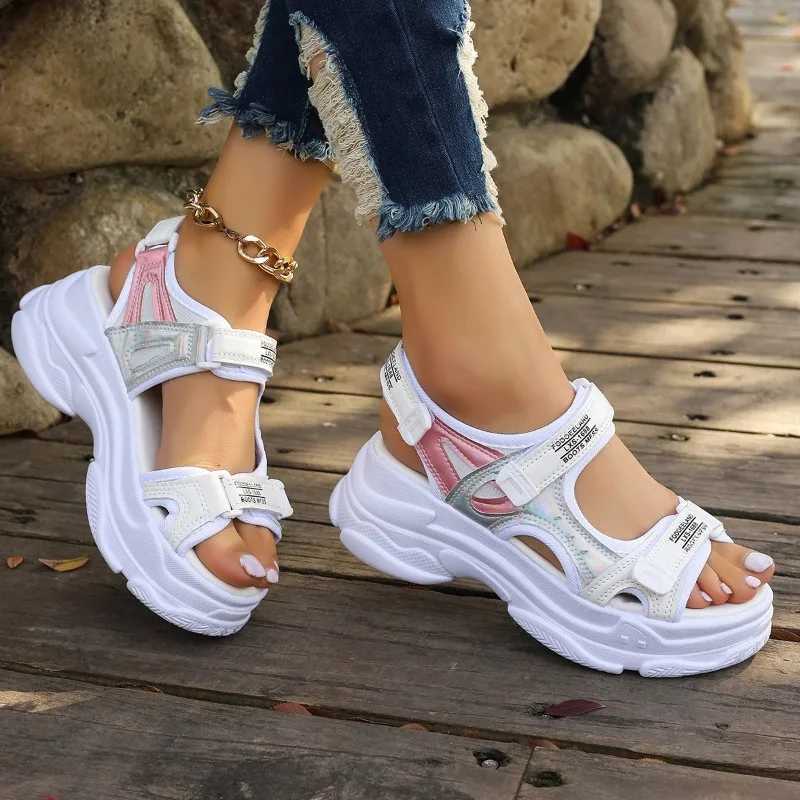 New Summer Fashion Wear-resistant Height-enhancing Sandals Comfortable Non-slip Beach Casual Thick-soled Sports Shoes for Women Z250617