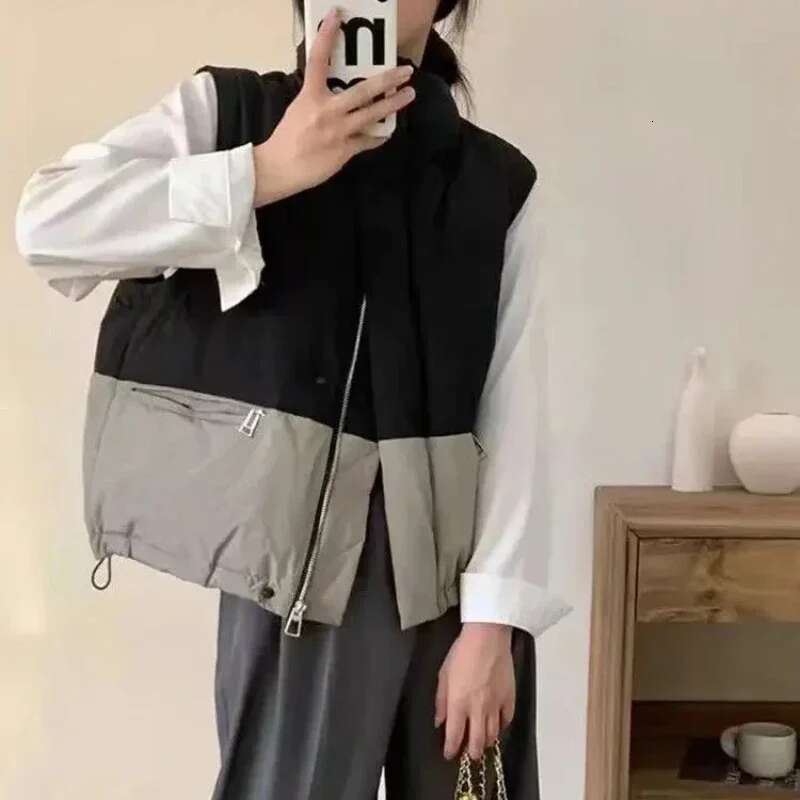 Loose Lady Padded Cotton Giletes Zipper Working Clothes Fashion 2025 Womens Vests Korean Style Insulated Autumn Warm Classic
