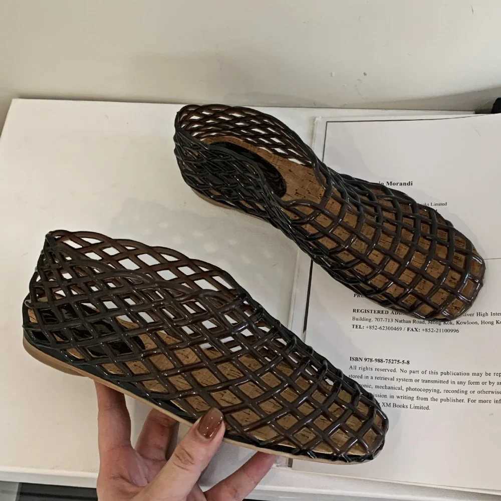 Summer Jellies Shoes Women Fashion Transparent Mesh Hollow Out Beach Shoes Ladies Flat Sandals Colorful Round Toe Jelly Sandals Z250617