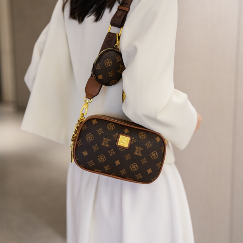 Designer Bag Luxury Bag Free Shoulder Bag Shipping Women S Retro Handheld Strap Pendant Shoulder Cross