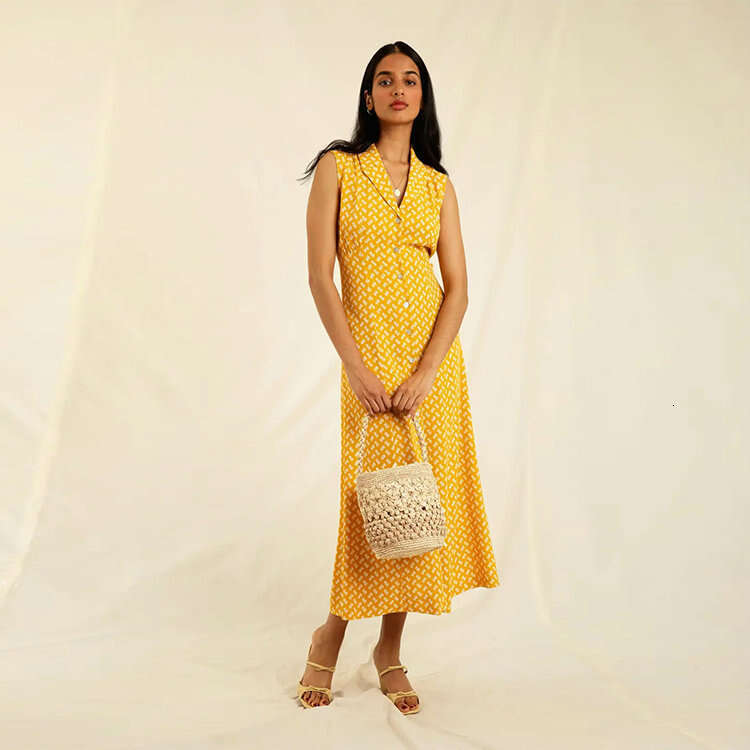 Luxury Dress N498 Summer 2025 Printed Over-the-knee Mid-length Sleeveless Blazer Collar Dress French Style Womens Fashion
