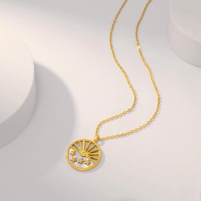 Fashion Light Style White Mother-of-Pearl Inlaid Star Round Pendant Necklace for Women Titanium Steel Non-Fading Jewelry