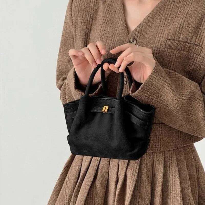 Niche Texture Sunshine House Grinding Veet Dumpling Tote Bag Female 2024 New Handheld Single Shoulder Crossbody Bags