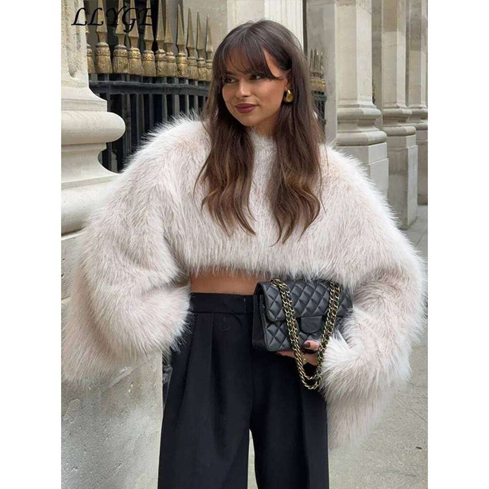 Sexy Women's Crop Faux Fur Coat Street O-neck Long Sleeve Female Plush Outwear 2024 Autumn Winter Lady Warm Furry Streetwear New