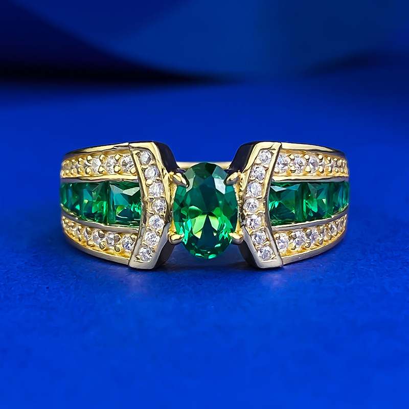 2025 Choucog Wedding Rings Luxury Jewelry Pure 100% 925 Sterling Silver 18K Gold Oval Cut Emerald Moissanite Diamond Party Eterinity Court Ladt Ring N