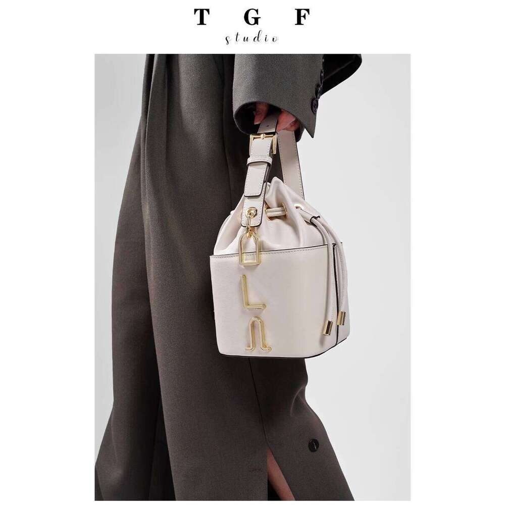 This Year s Trendy Bags for Women New French Niche Office Handbag Genuine Leather Commuter Bucket Bag