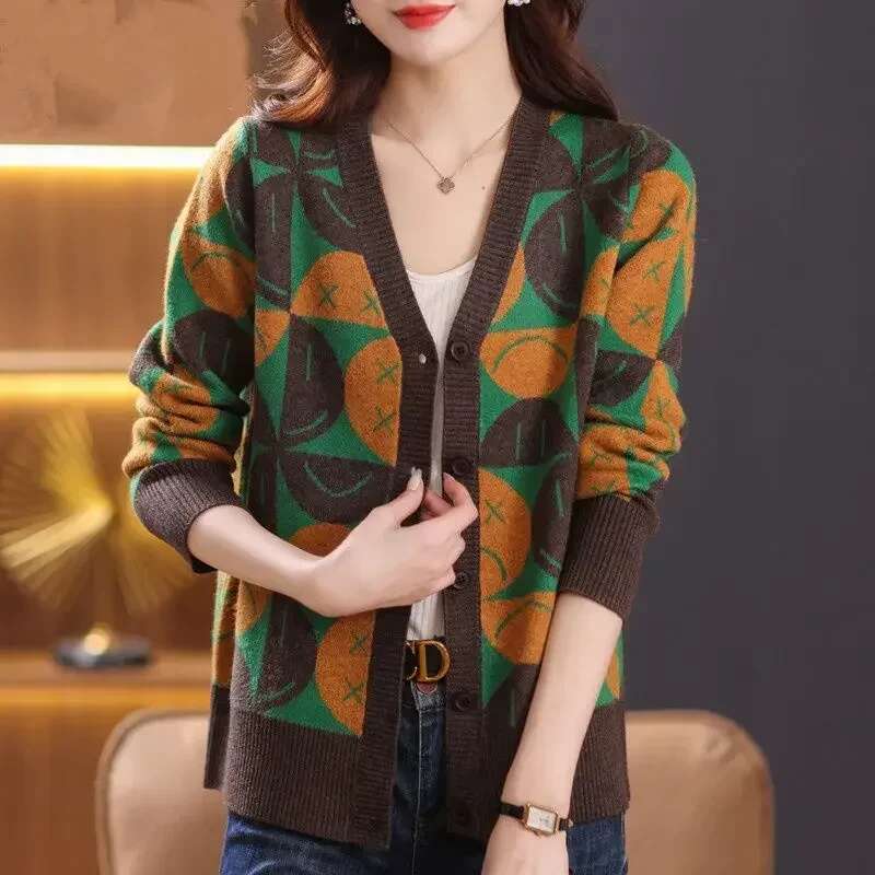 Outerwear Womens Cardigans Loose Coat Fashion 2025 Ladies Knit Sweaters Office Wear Y2k Crochet Top Youth Trend Korean Style