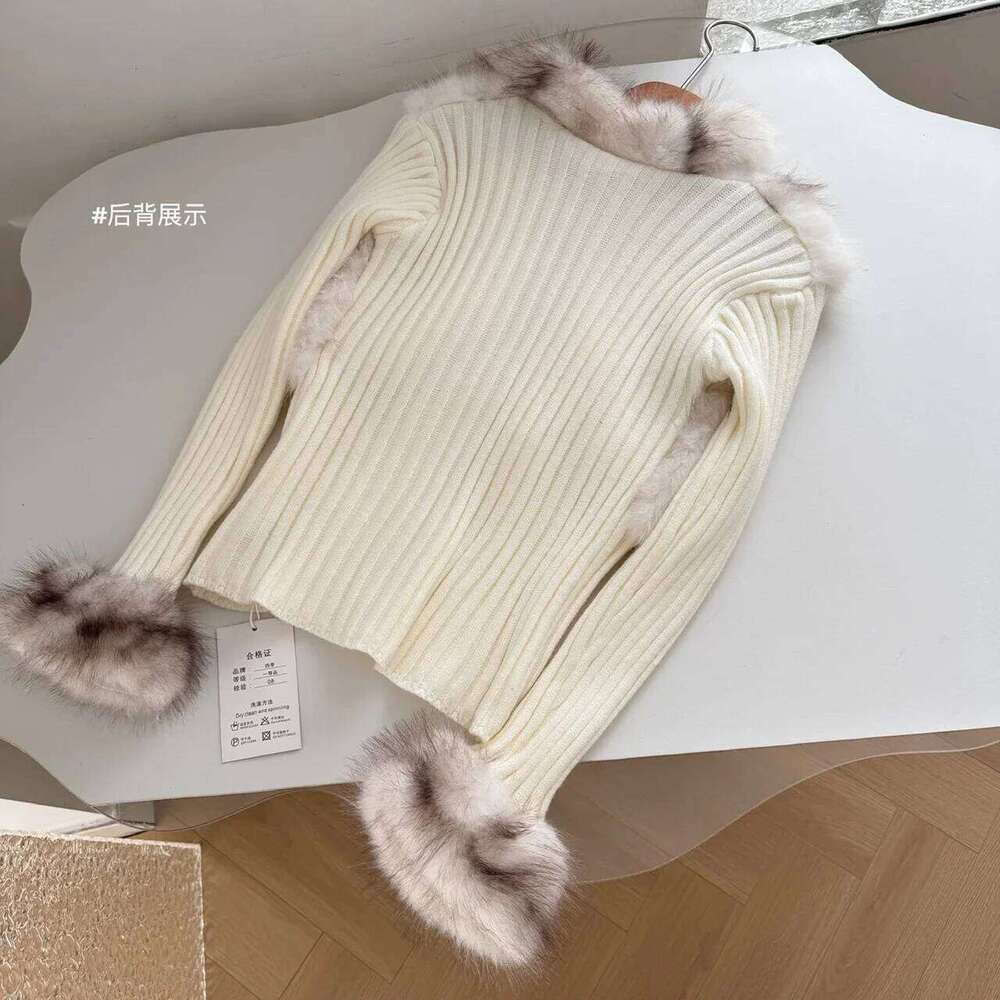 2024 Autumn and Winter New Slim-fit Sweaters Women's Tops Small Fragrant High-end Wool Splicing Knitted Cardigan Jackets