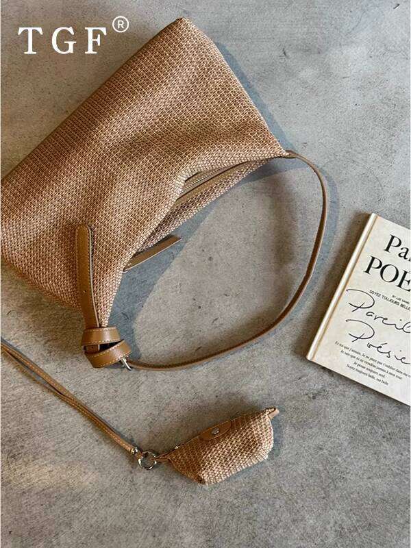Summer Underarm Woven for Women New Light Luxury Niche High end Feel Beach Commuter Handbag Tote Bag