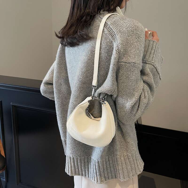Designer Tote Purse Luxury Wallet Beach Mini Crescent Bag Trendy Letter Simple Retro Coin Purse Lipstick Crossbody Card Holder Handbag Hobo Backpack D