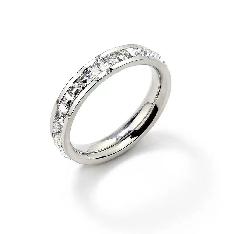 Fashion Light Luxury Style Simple Elegant Row Diamond for Women High-end Versatile Titanium Steel Non-fading Ring