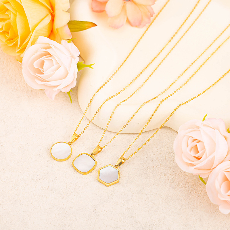 Fashion Simple Elegant White Mother-of-Pearl Geometric Necklace for Women Titanium Steel Light Gold Color Non-Fading Pendant Jewelry