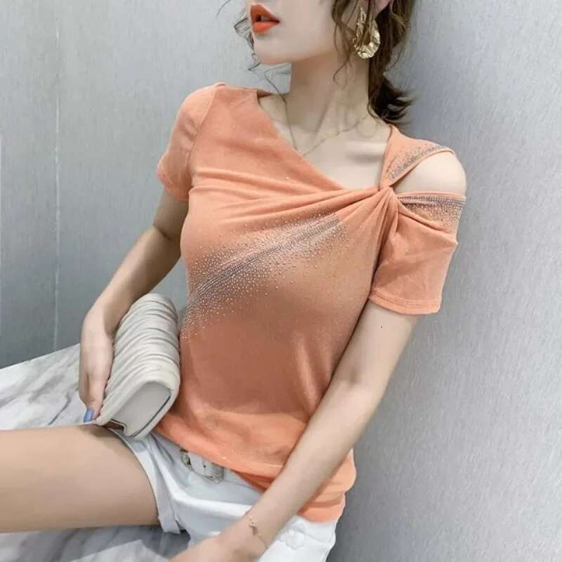 Woman Tops Lace Glitter T Shirt for Women Kpop Fashion Womens Clothing 2025 Goth Korean Popular Clothes Cheap Sales Reviews Tee