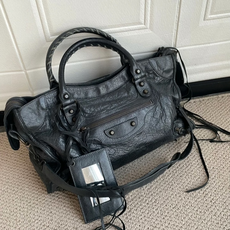 Vintage City bag Women Totes Bag Motorcycle shoulder Bags Designers Genuine leather crossbody clutch wallet purse Pochette Retro Top Quality