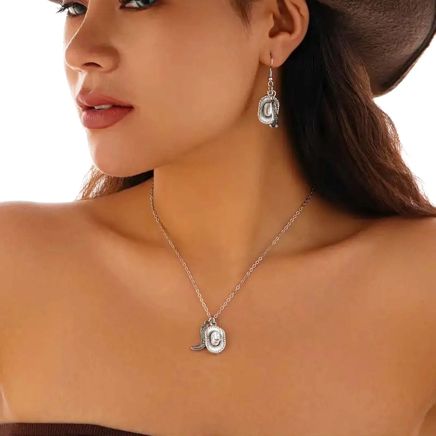 30pcs Western Cowboy Charms Alloy Western Horse Cowboy Hat Cowboy Boots Bull Head Pendants for DIY Jewelry Making Accessories 250609