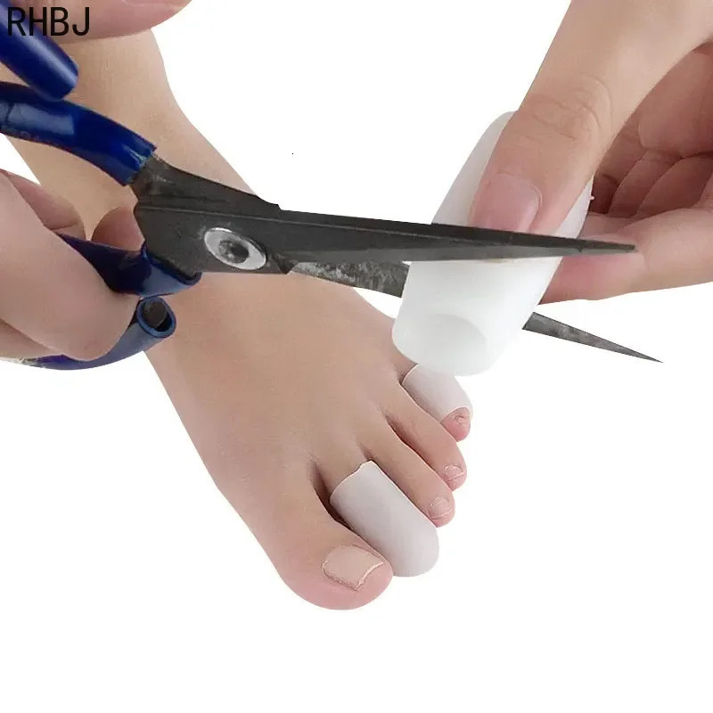 2Pcs Silicone Finger Toe Protector Chicken Eye Toe Cover Thumb Overlap Pain Relief Sleeve Cover Toe Separators Foot Care Tools 250613