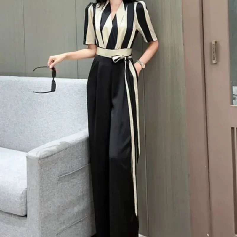 New In Korean Fashion Woman Trousers Long Outfits Classic All Medium Casual Pants for Women 90s Comfortable Stretch Original Xxl