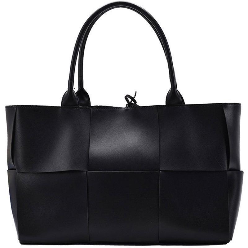 Top Brand High New 2025 New Trendy Fashion Single Shoulder Bag Handheld Woven Tote Bag Celebrity Niche Designer Large Capacity Bag New Free Delivery D