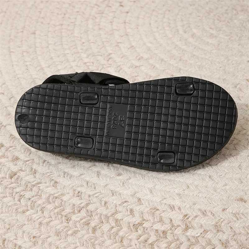 Summer New Wear-resistant Comfortable Fashionable and Casual Sandals for Women To Wear Thick-soled Beach Sandals Z250617