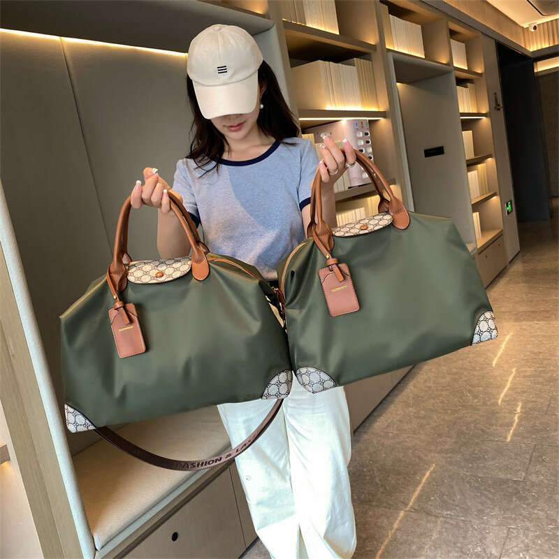 Large Capacity Travel For Women, Fashionable Short Trip Handbag, Korean Style Portable Clothing duffle bag Designers Duffel Bags lage Travelling Bag S