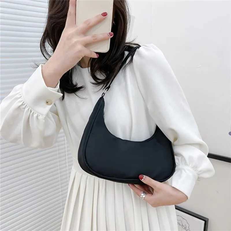 Fashionable Shoulder Underarm Bag Light Small Solid Color Satchel Stylish Women Tote Bag Suitable for Daily Work Outdoor Party Z250617
