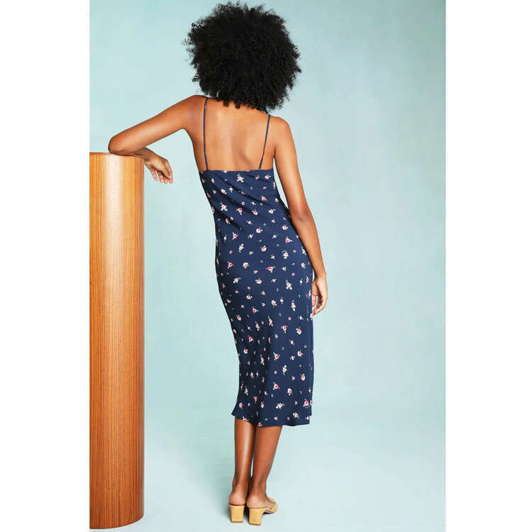 Bodysuit Clothes Women Designer Floral Dress N054 Summer 2025 Printed Over-the-knee Mid-length Slim Fit Strap Dress French Style Womens Fashion