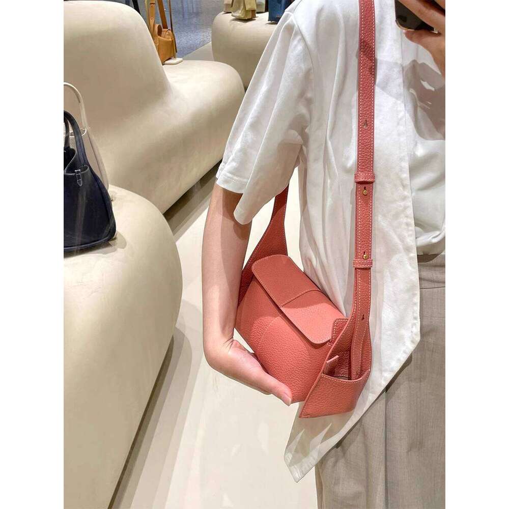 Crossbody Ear Hangi… - image