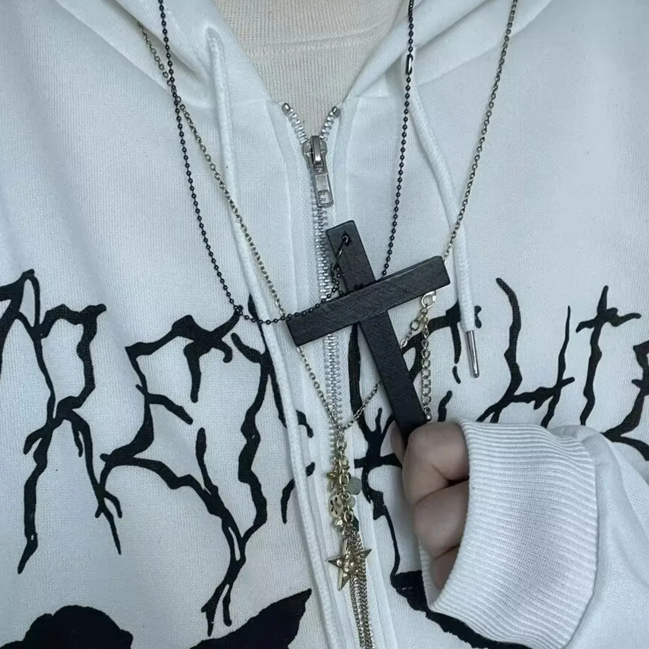 Personality Punk Trendy Cool Gothic Wood Cross Pendant NNecklace for Women Men Vintage Hip Hop Y2k Necklace Party Jewelry Gift 250616