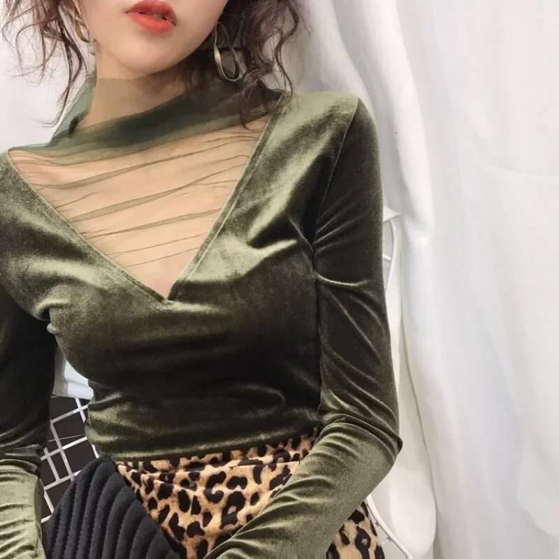 Korean Style Womens Long Sleeve T-shirt Fashion Polyester Y2k Korea Vintage Elegant Sale Yk2 Clothing 2025 Clearance Top Female