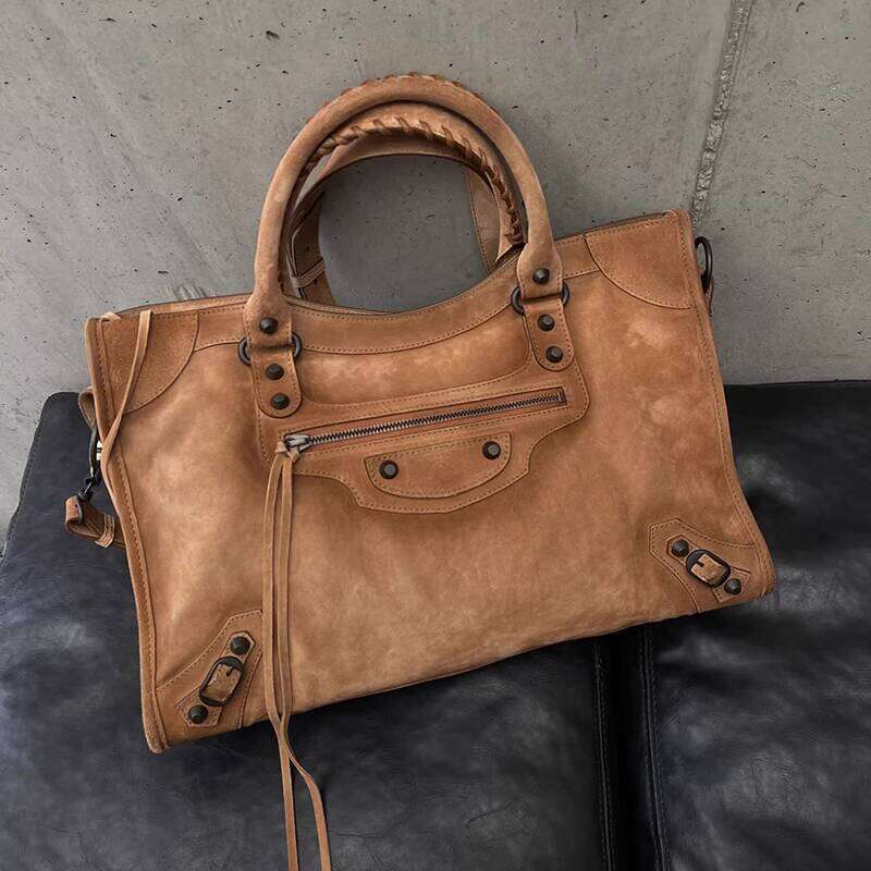 Ins Internet Celebrity Blogger Matte Suede Studded Motorcycle Old Money Style Handbag Crossbody Bag Autumn Winter New Model