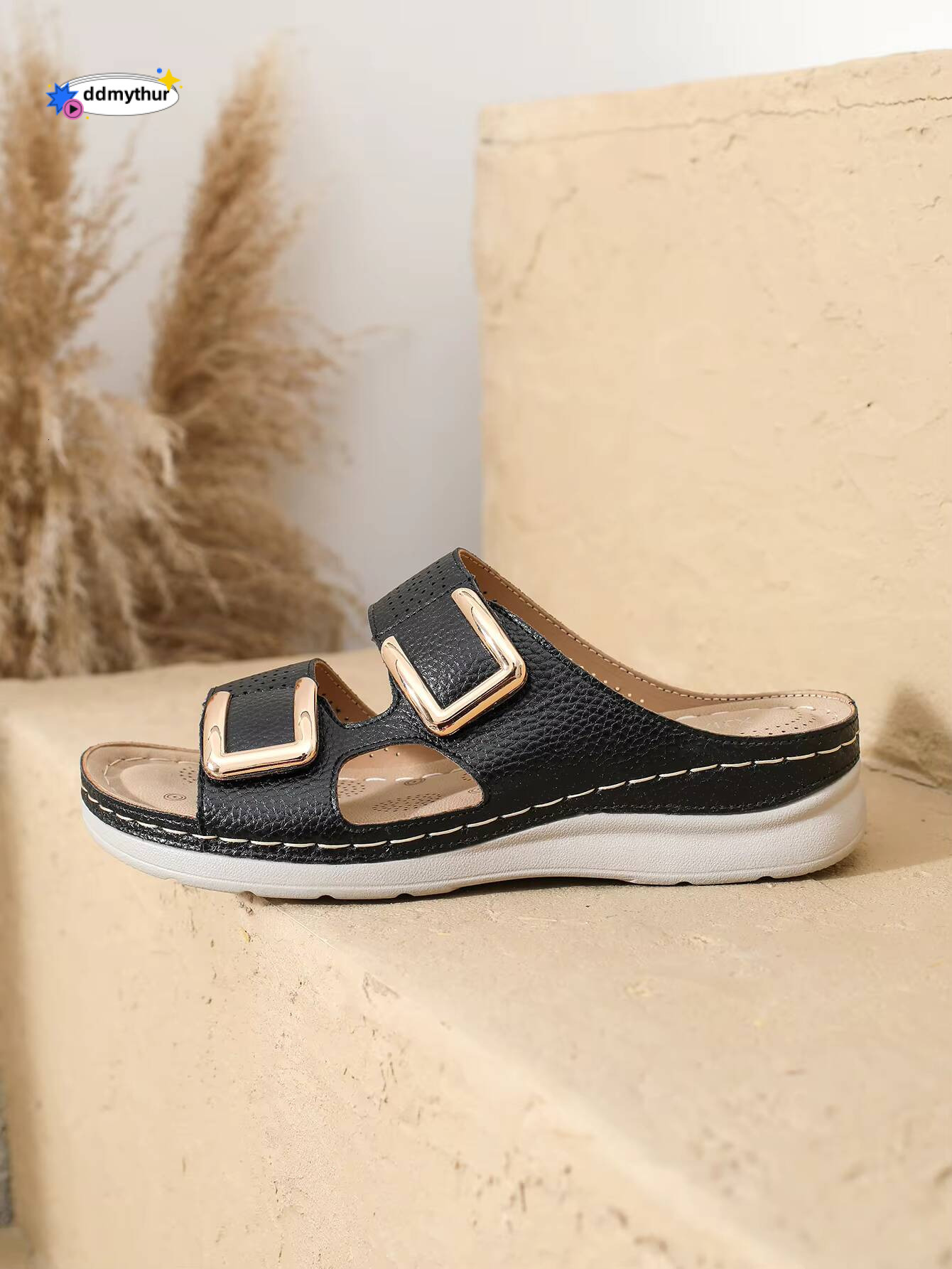 Woman 2024 Trend Women's Slippers Casual Flower Hollow Wedge Beach Shoes Outdoor Fashion Platform Comfortable Non-slip Sandals ddmythur