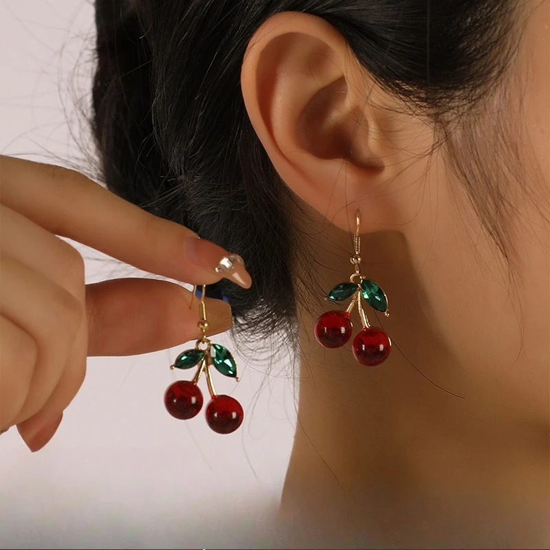 Green leaves red cherries high-end and versatile niche cherry earrings fresh and sweet style 250617