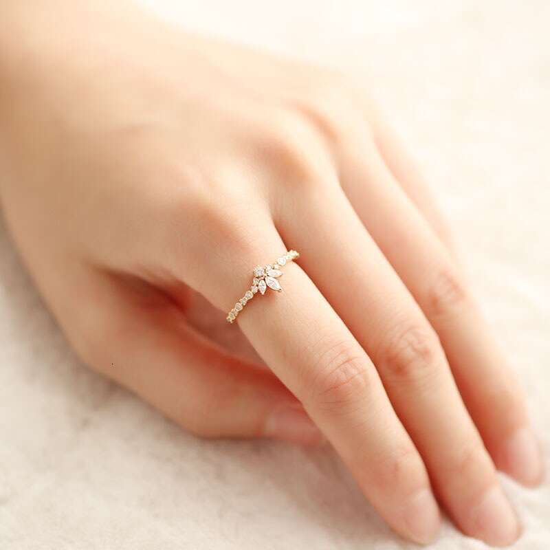 Green Sky Korean Dongdaemun Fashion Oval Luxury for Women Simple Personality Niche High-end Sense Index Finger Ring