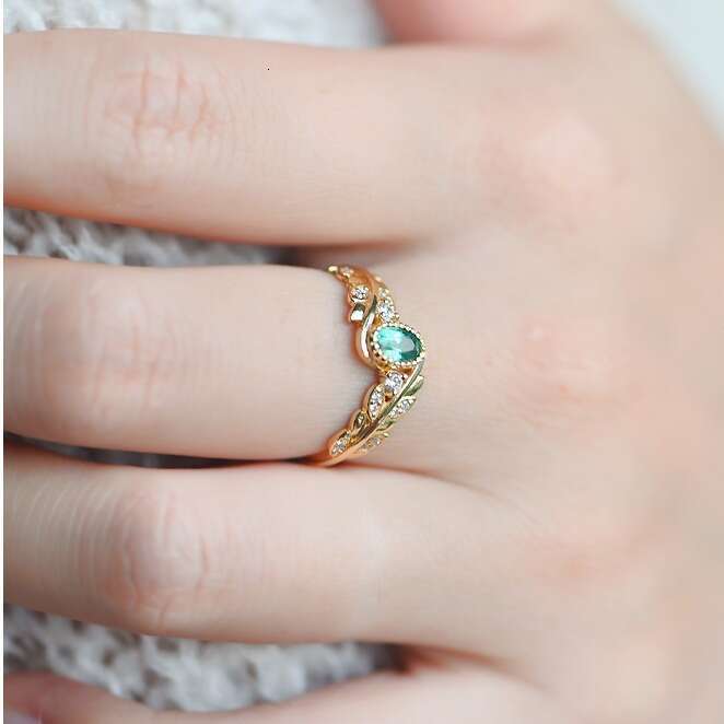 Street Slang" Natural Emerald Gold Inlaid Light Luxury Olive Branch Ring