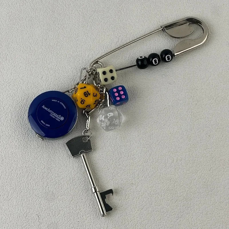 Original Niche Keychain Pants Chain Versatile Trendy Hanging pendant dice Mini Billiards purse bag charms Accessories 250618
