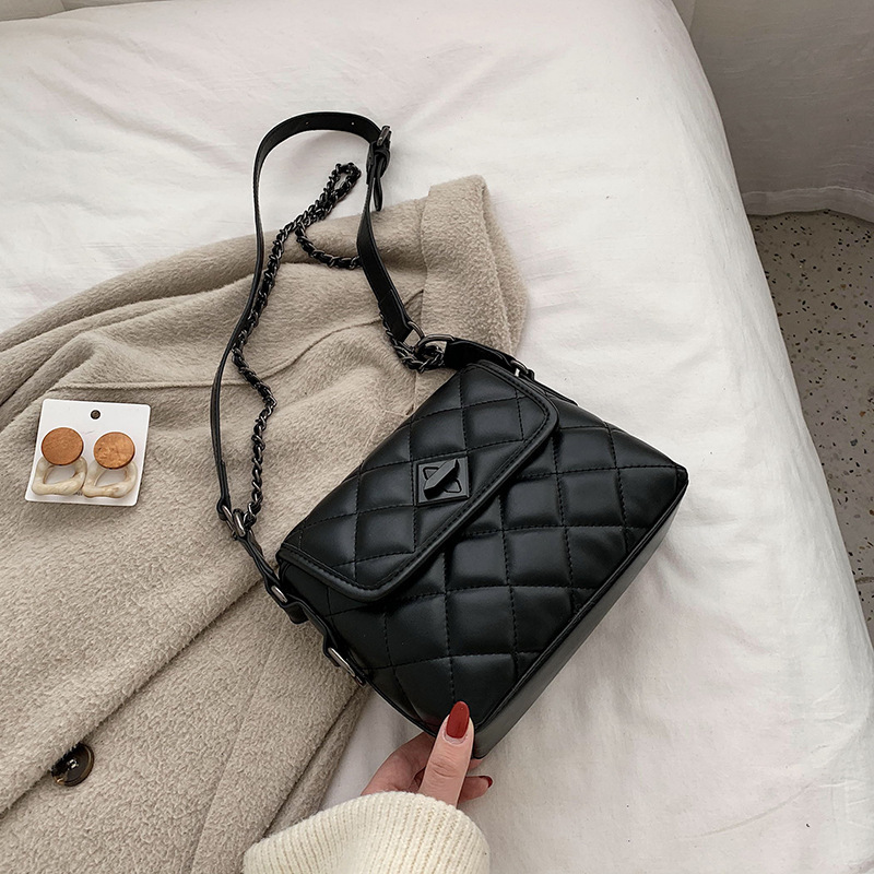 Free Shipping 2025 New Designer Bag Niche High-quality Casual Shopping Bag Solid Color Diamond Grid Pattern Trendy Women's Single Shoulder Handba