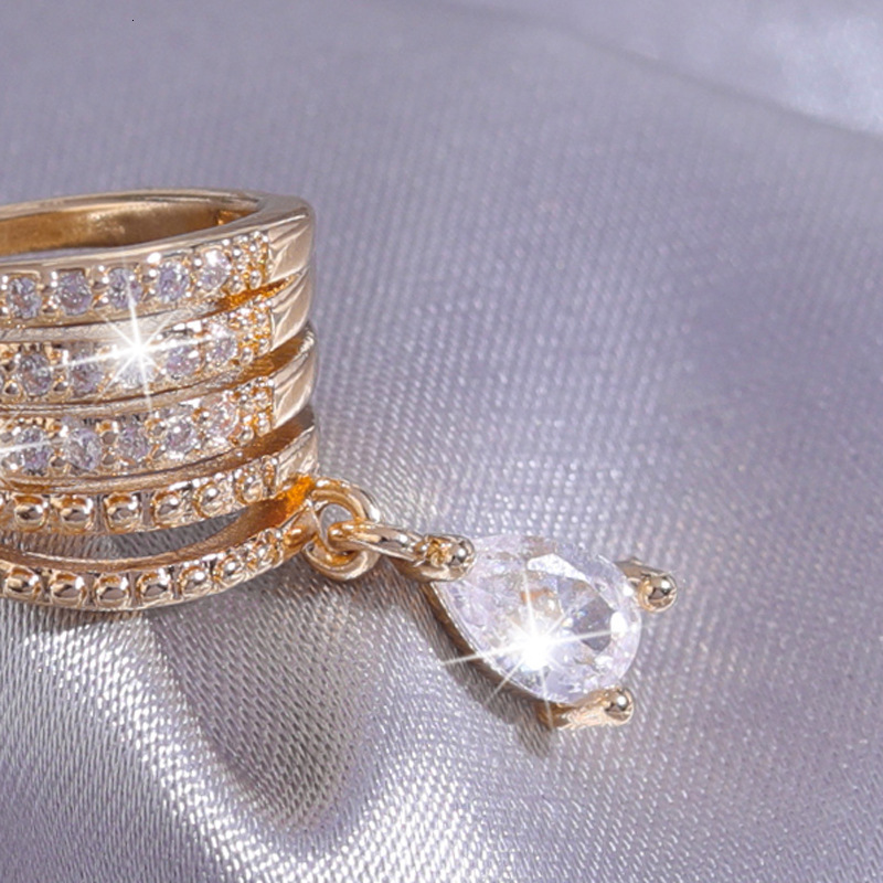 Super Shiny Cuffs Inlaid with Zircon No Piercing Clips Trendy Multi-layer Earrings Versatile Ear Jewelry