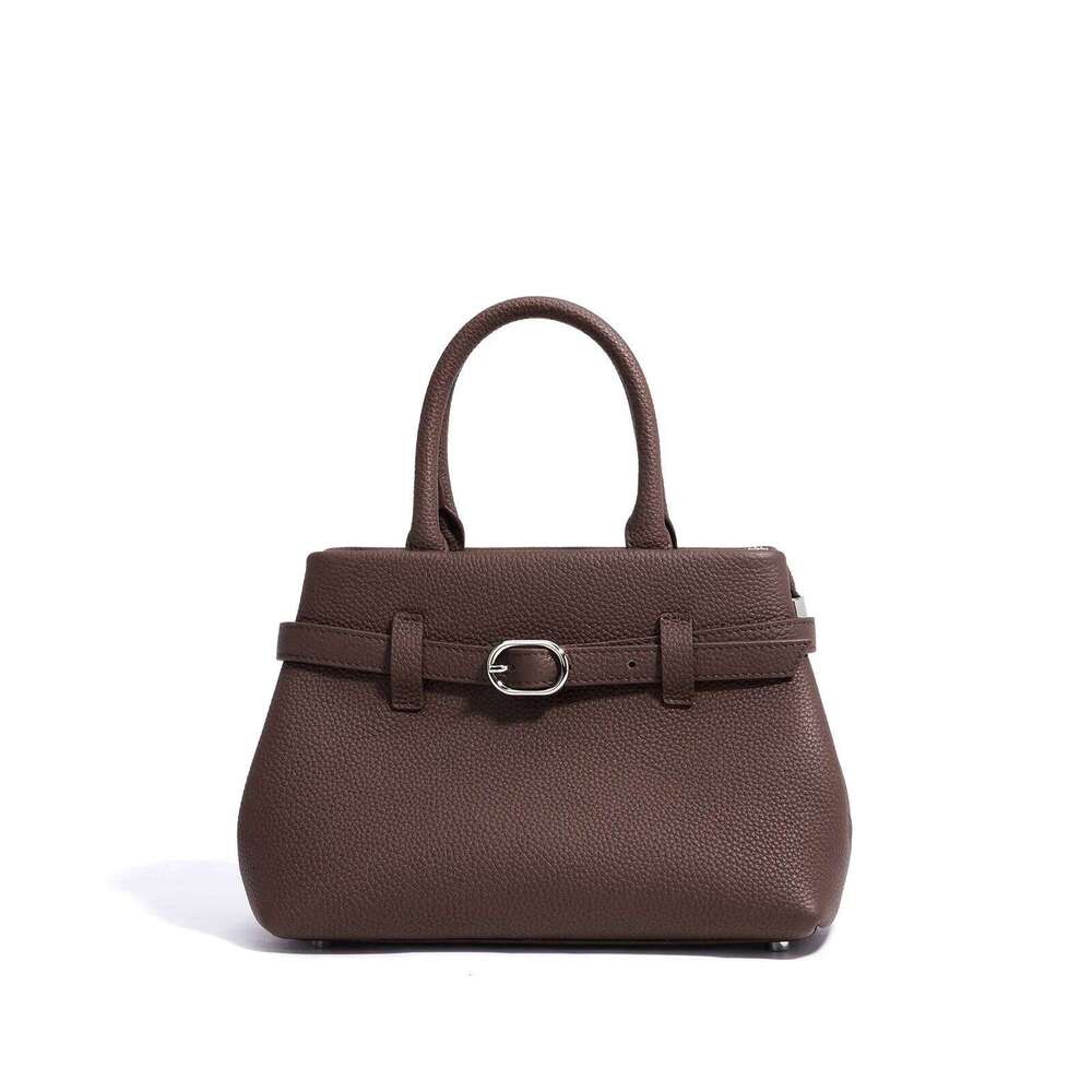 New Leather Handbag Premium Simple Versatile Messenger Niche Design Commuter Women's Bag Exquisite And Compact