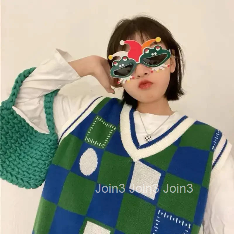 Green V-neck Vest Womens Sweater Plaid Long Knit Tops for Woman Winter 2025 90s Vintage Thermal Blouse Tall Aesthetic New In
