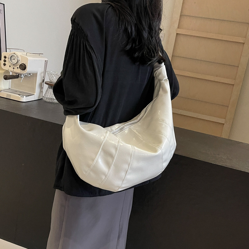 Free shipping designer Women Bag 2025 New Style Patchwork Versatile Dumpling Bag Large Capacity Office Commuter Bag Crossbody Bag