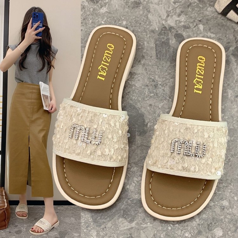 Designer Slippers, women's summer outerwear 2025, flat beach sandals, fashionable and versatile, women's soft-soled anti-slip flip-flops, fr