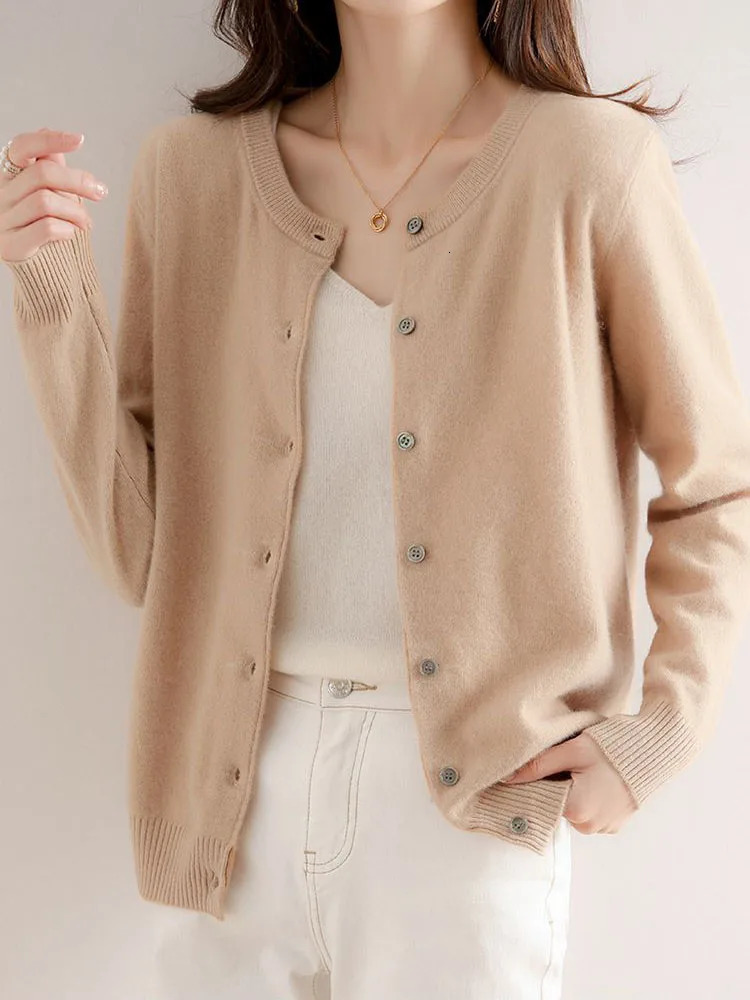 Korean Single Breasted Cardigans Sweater Women Autumn Winter O-neck Long Sleeve Knitwear Female Basic Solid Color Soft Sweaters 250617