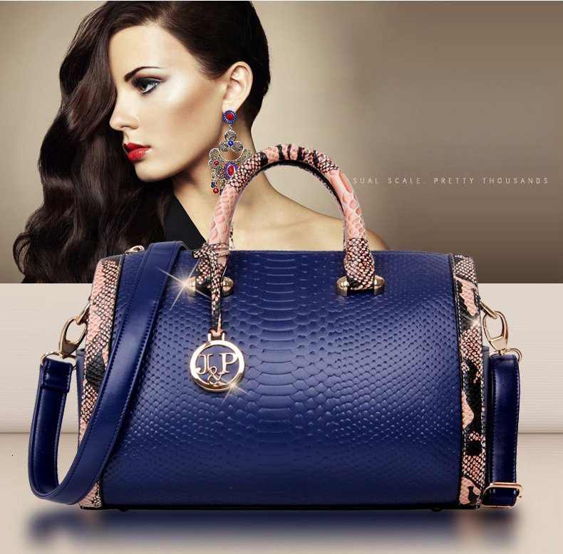 Free Shipping 2025 New Designer Bag High-end Snake Pattern Women's Boston Single Shoulder Handbag Fashionable And High-quality Shopping Bag