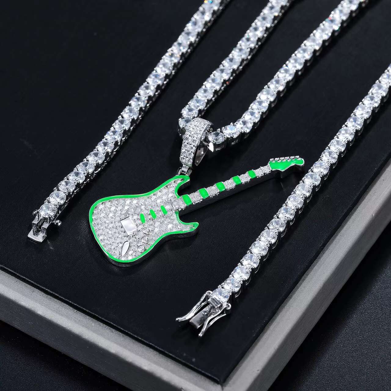 Glow in the Dark Series High Quality 925 Sterling Silver VVS Moissanite Diamond Iced Guitar Pendant Necklace